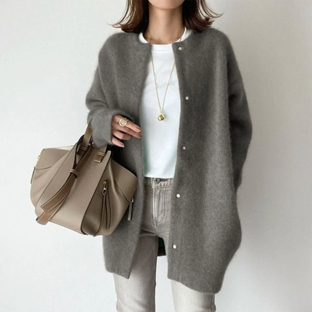 Women’s Warm Winter Cardigan Cozy Relaxed Fit Design - Image 4